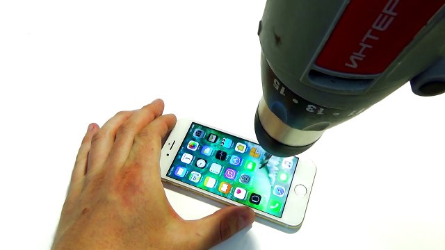 ПСИХАНУЛ И ПРОСВЕРЛИЛ АЙФОН 7 ТАК КАК У МЕНЯ ЕСТЬ Xiaomi MI5 КОТОРЫЙ ЛУЧШЕ В 5 РАЗ