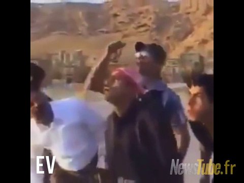 Attention regarde la vidéo jusqu'à la fin. Ne nous blâme pas si tu meurs de rir