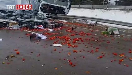 Zincirleme trafik kazası: 18 yaralı
