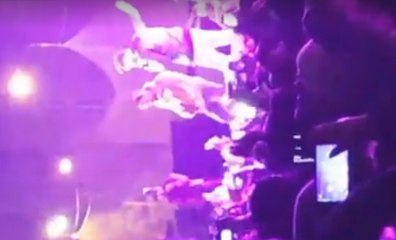 Atif Aslam calls out hara ssers mid-concert, tells them to respect women