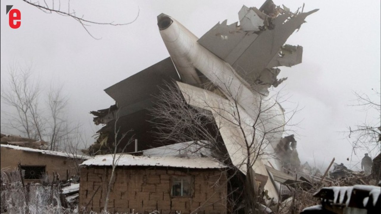 Au moins 37 morts dans le crash d'un avion sur des habitations au Kirghizstan