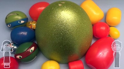 Learn Colours with Surprise Eggs!  Mixing Primary Colours! Mixed in a HUGE JUMBO Egg!