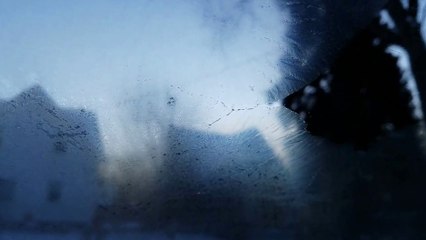 Un pare-brise gèle à une vitesse hallucinante
