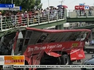 BT: Pampasaherong bus, nahulog sa Skyway-Southbound lane; 21 patay