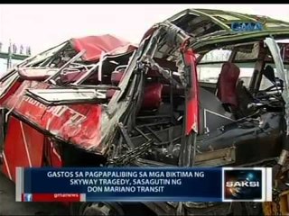 Saksi: Driver ng nahulog na bus sa Skyway, kritikal pa rin