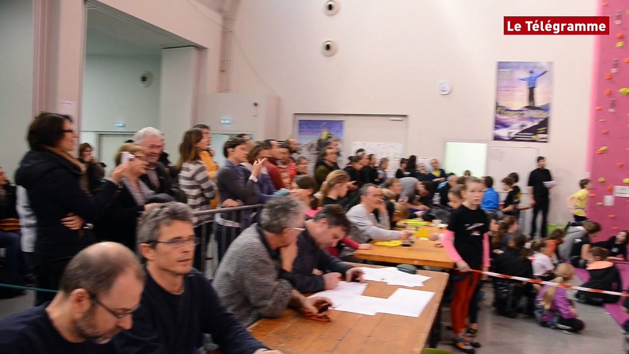 Loudéac (22) Escalade. Championnat de Bretagne de vitesse