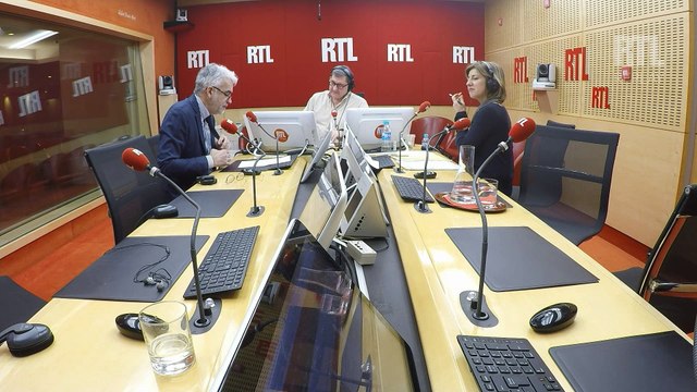 Présidentielle 2017 : Les états d'âme de François Hollande sont indécents , tonne Pascal Praud