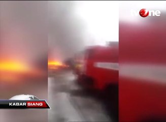 Pesawat Kargo Jatuh di Permukiman, 32 Orang Tewas