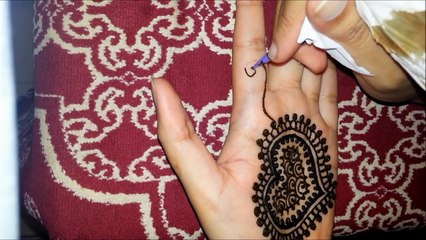 Pretty Heart Henna Design - Easy Hearts Shaped Mehendi Design
