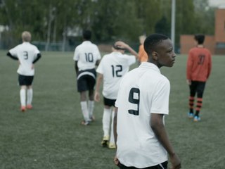 L'Etranger: Trailer HD VO st bil