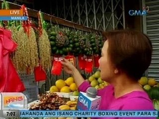 UB: Mga prutas na may laso at iba pang pampaswerte, nagkalat sa Binondo