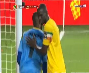 حارس مالي يحرم مصر من الهدف الأول بعد رأسية مروان محسن