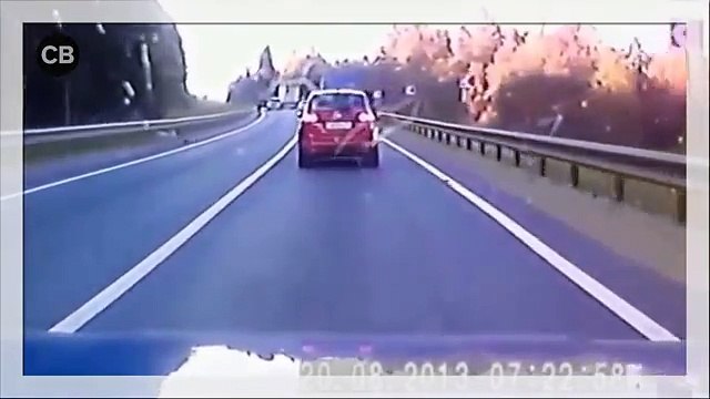 Car accidents Fatal car crashes Brutal Car Crash Compilation!!! (2)