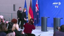 Merkel rebate críticas de Trump