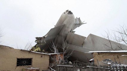 Queda de avião turco vitima dezenas de habitantes de uma aldeia quirguize
