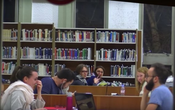 Il faut ne jamais oublier de brancher ses écouteurs !