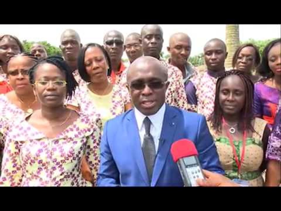 RTI2 / Société - Les élèves excellents de l'orphelinat de Bingerville célébrés