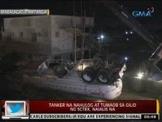 24 Oras: Tanker na nahulog at tumaob sa gilid ng SCTEX, naialis na
