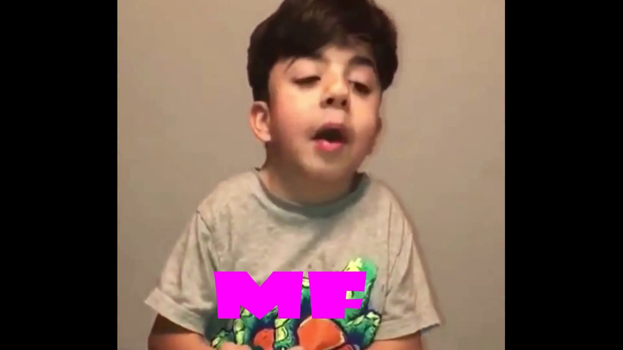 Derek hugo le manda mensaje a  Clarissa Molina y mira lo que lo que le dice clarissa molina