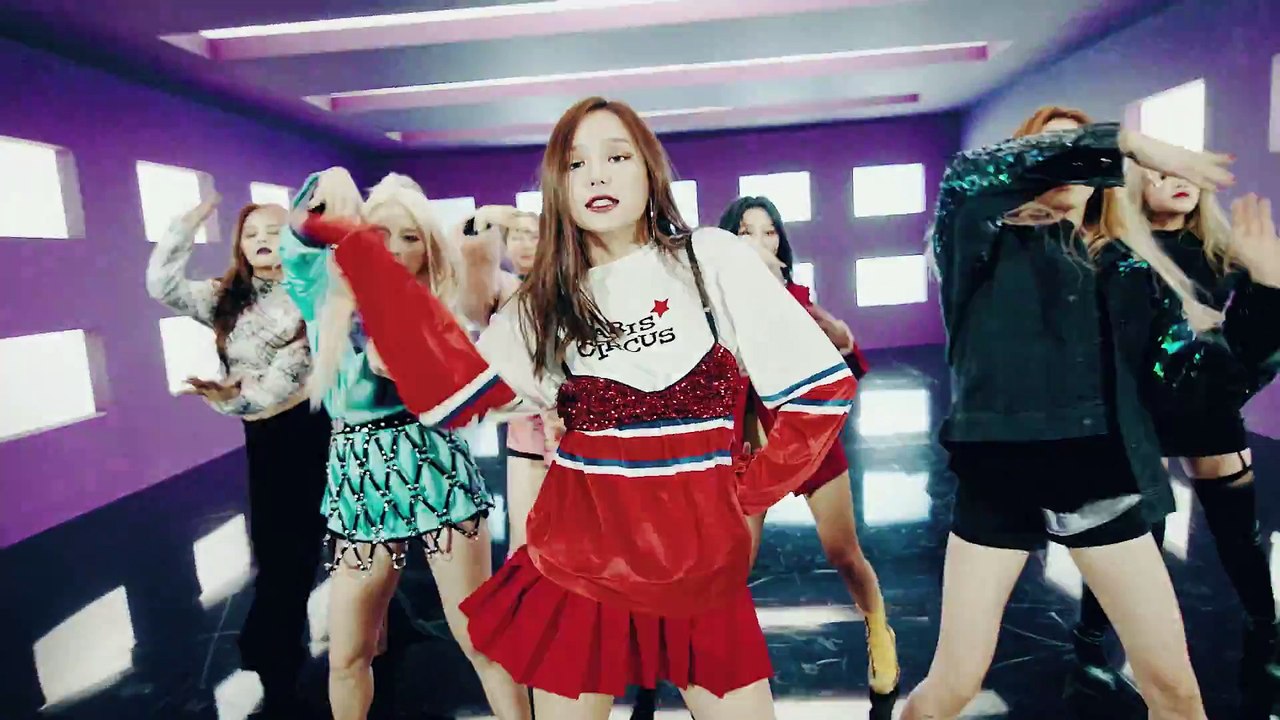 CLC (씨엘씨) - 도깨비 (Hobgoblin) MV