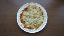 Japanese style teriyaki pizza Japanese food 和風照り焼きピザ
