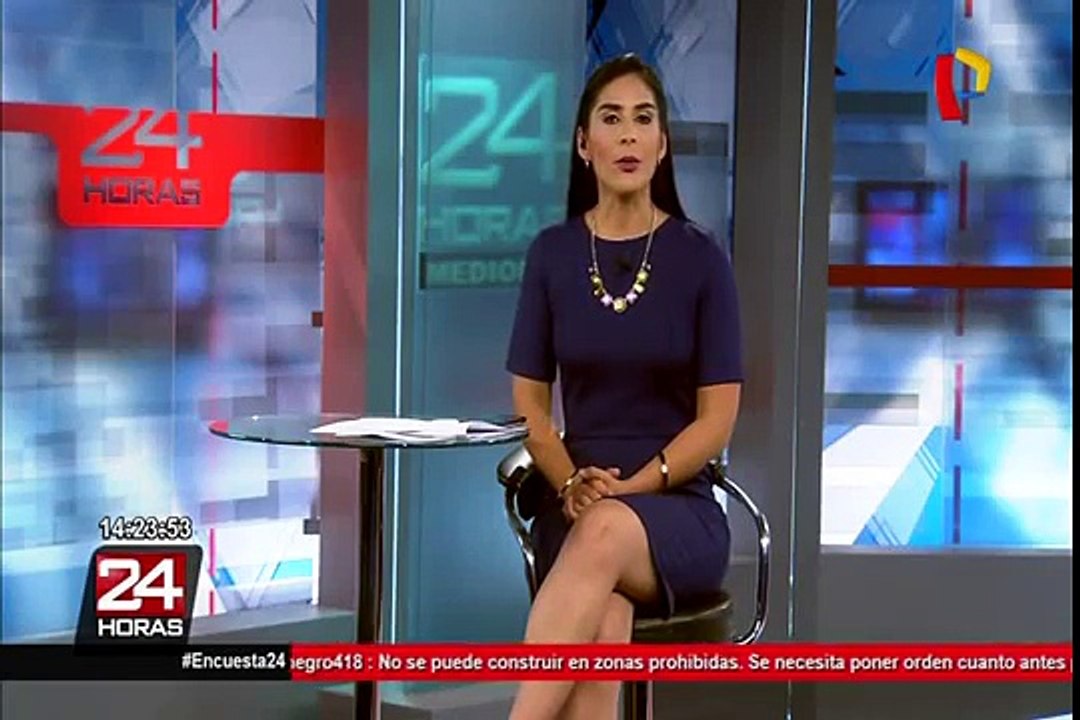 Sudáfrica: joven realiza arriesgado acto extremo en acantilado
