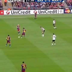 Video : Great tackle by Vidic at Man United