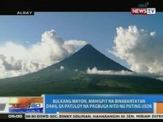 NTG: Bulkang Mayon, mahigpit na binabantayan dahil sa patuloy na pagbuga ng usok