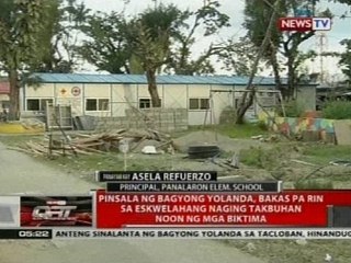 Pinasala ng Bagyong Yolanda, bakas pa rin sa eskwelahang naging takbuhan noon ng mga bata