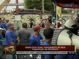 24Oras: Demolition team, pinagbabato ng mga pumapalag na residente