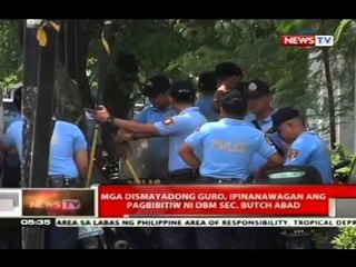 QRT: Mga dismayadong guro, ipinanawagan ang pagbibitiw ni DBM Sec. Butch Abad