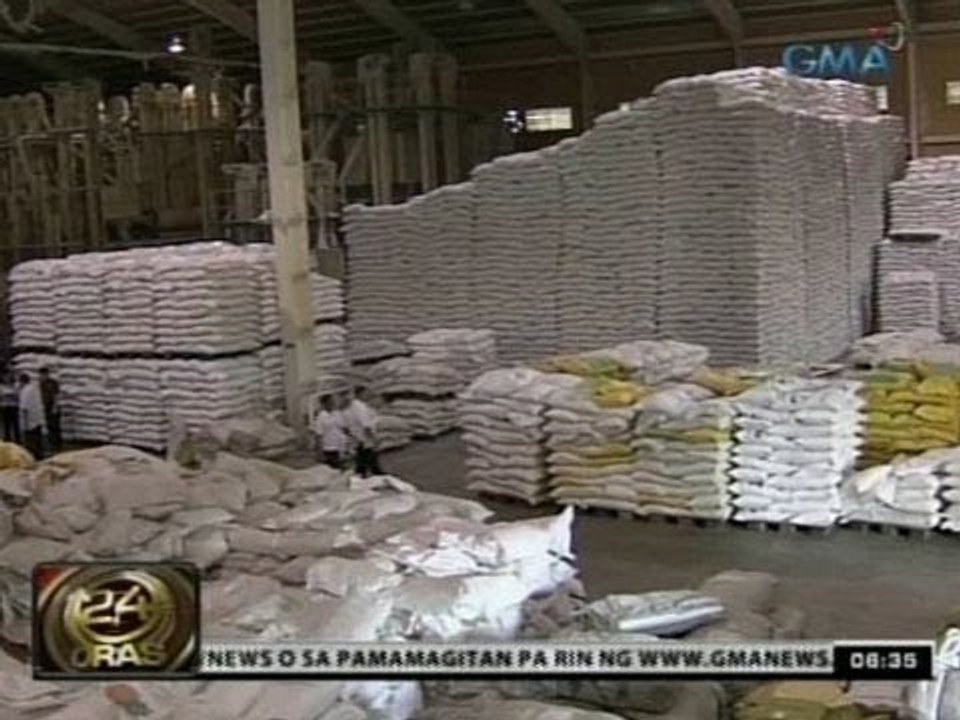 24 Oras: Imported na bigas sa isang warehouse sa Malolos, Bulacan, hinaluan umano ng animal feeds