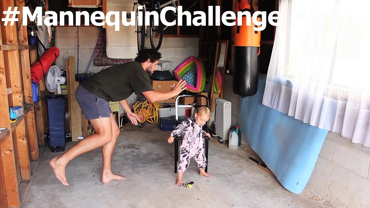 09.MANNEQUIN CHALLENGE WITH A BABY...