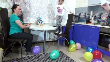 Челлендж Квест Взрываем Шары с Заданиями. Мама клево танцует))