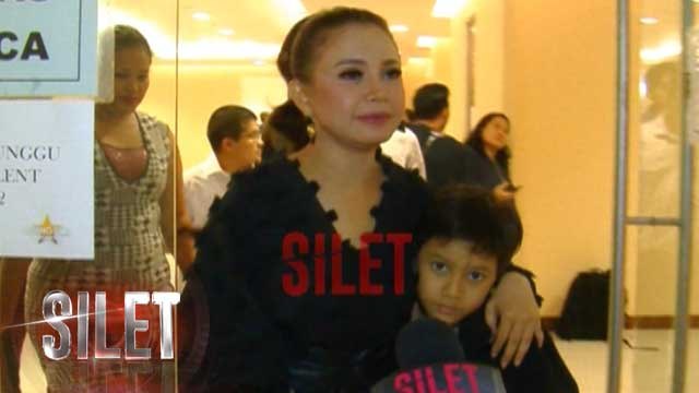Menjadi Single Parent, Inilah Kedekatan Rossa dengan Putranya - Silet 17 Januari 2017