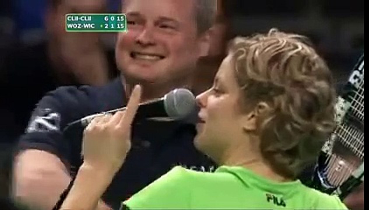 Kissing flashmob attack Yanina Wickmayer