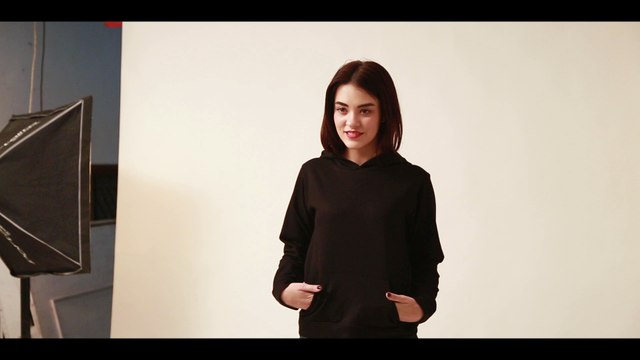 Women's Hooded Sweatshirts @Neevov Shoot!