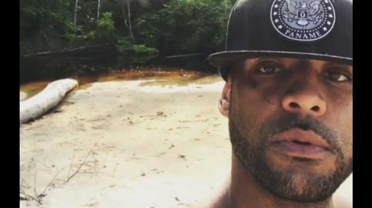 Booba se fait charger par un éléphant, et c'est hilarant !