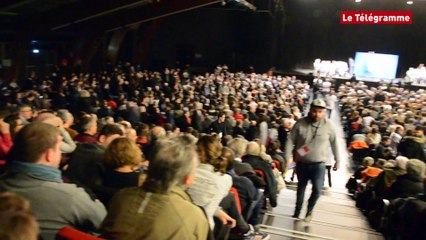 Quimper. Emmanuel Macron fait le plein