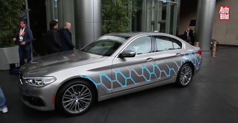 VÍDEO: ¿Te fiarías de un BMW que conduce solo? Mira cómo va