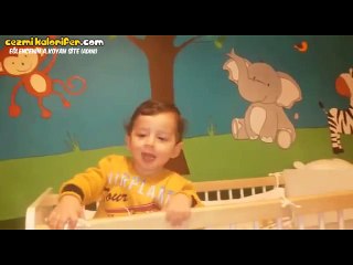 Genel Kültürüyle Parmak Isırtan Minik Batuhan