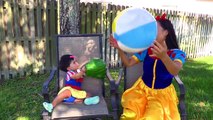 Wonder Woman & Superbaby Save Snow White! w/ Rapunzel Baby, Doctor, Joker, Joker baby