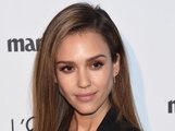 Public Buzz : Un policier interpelle Jessica Alba et lui montre un tatouage à son effigie
