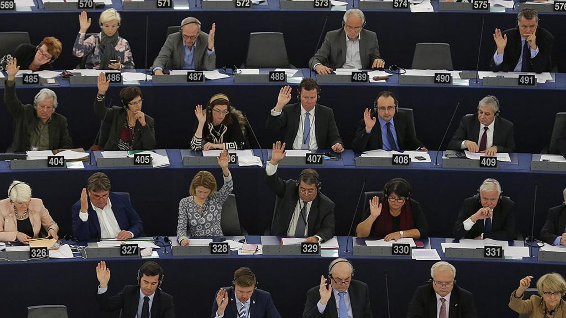 ⁣Правоцентрист Таяни лидирует на выборах главы Европарламента