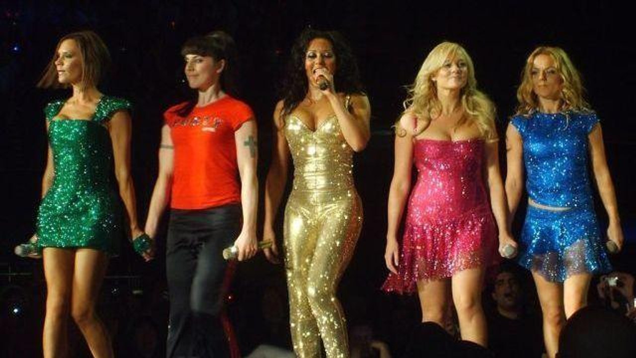 Spice Girls: reunion, Victoria Beckham ne combina un'altra