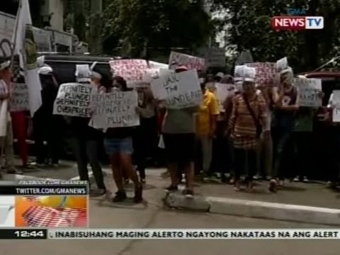 Ilang residente ng Makati, nagprotesta sa labas ng tanggapan ng Ombudsman