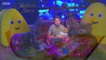 cBeebies Children Cartoon . CBeebies Bedtime Stories . s01e569 . Sam Nixon - Elephant's Pyjamas