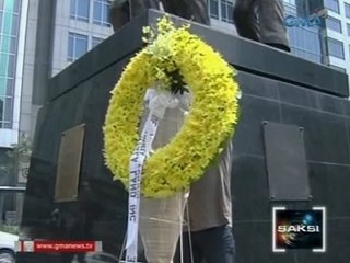 Paggunita sa kamatayan ni Ninoy Aquino, tila naging political rally pabor at kontra kay VP Binay