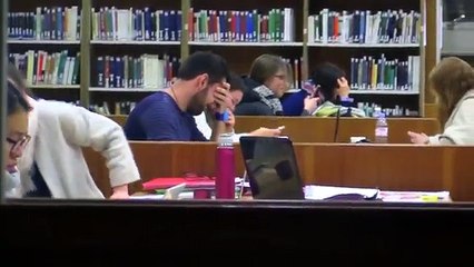 Rennes : il déclenche un fou rire en oubliant de bien brancher ses écouteurs