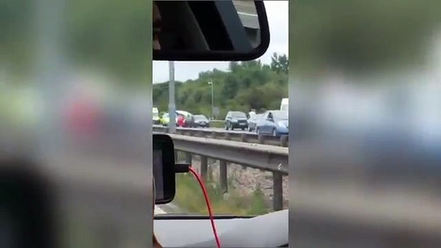 M6 crash One man killed in motorway pile up involving lorry, van and car Mirror Online